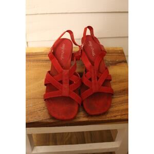 Women's Easy Street Size 8.5 Bold Red Open Toe